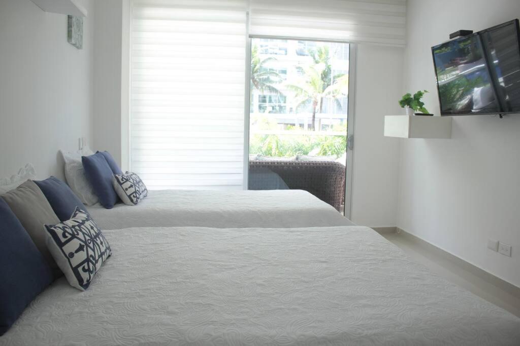 Apartment Beachfront Bliss-2br Haven Steps From Sandy Shores
