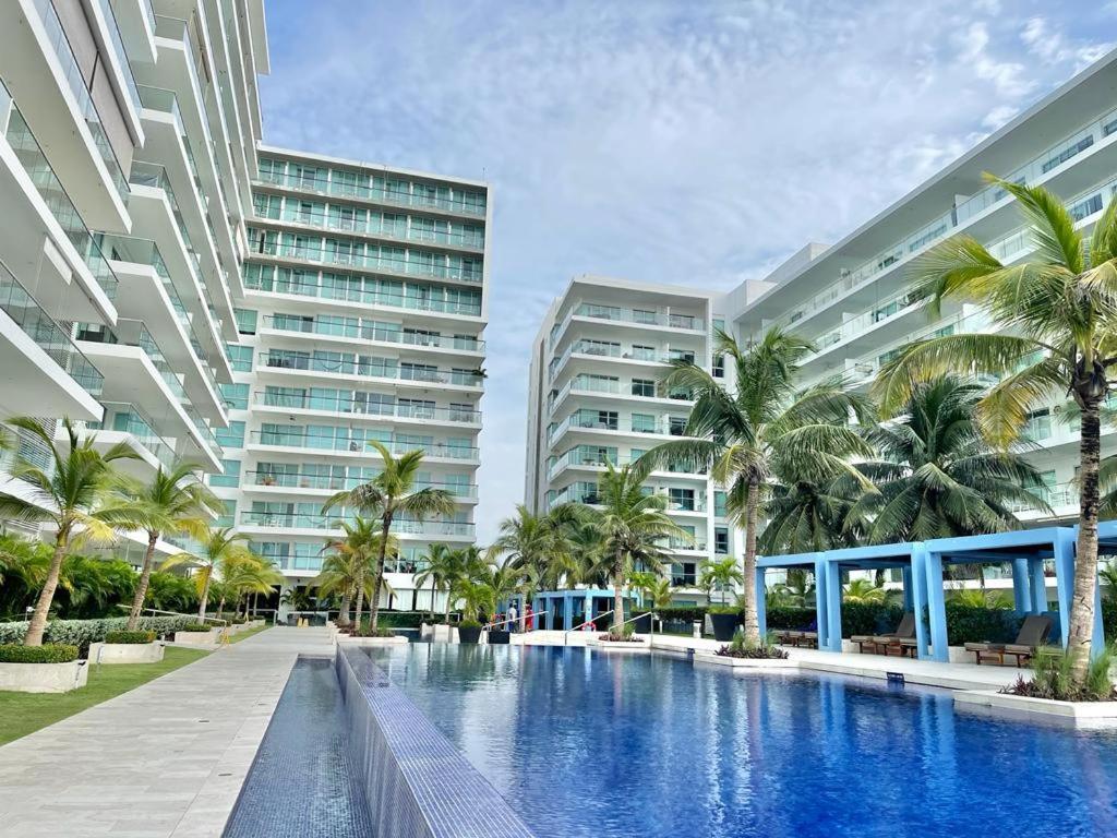 Apartment Beachfront Bliss-2br Haven Steps From Sandy Shores Cartagena (Kolumbien)