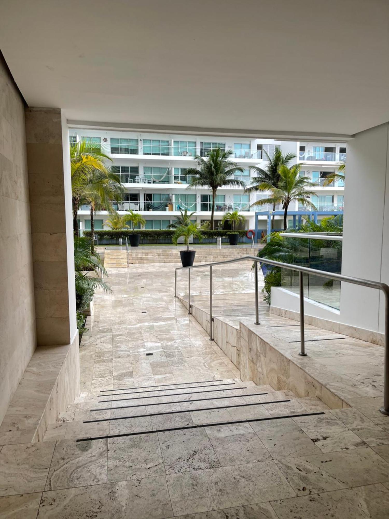 Beachfront Bliss-2br Haven Steps From Sandy Shores Apartment *